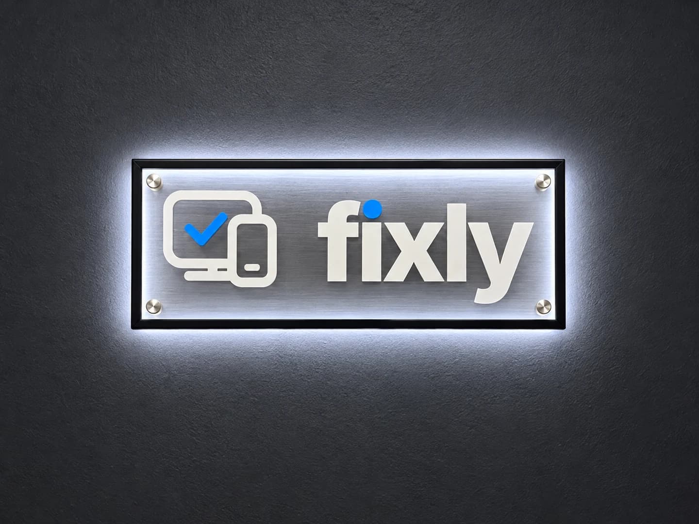 Letrero de Fixly en nuestro taller.